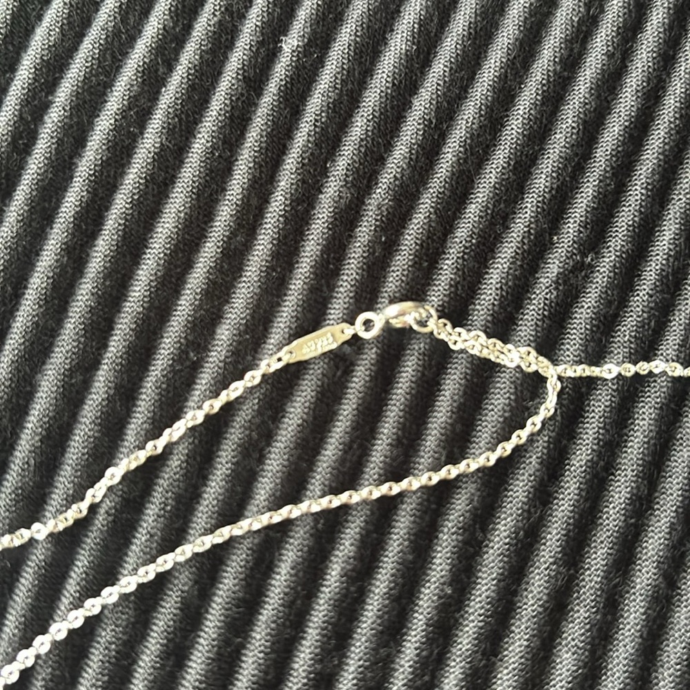 Tiffany’s necklace - Picture 3 of 3